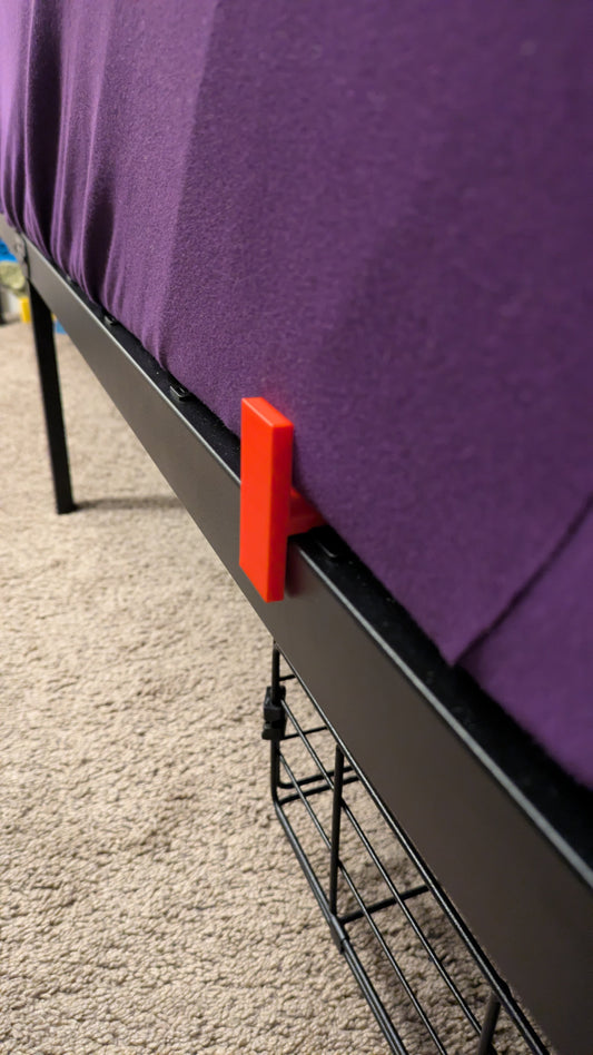 Captain Daddy mattress holder